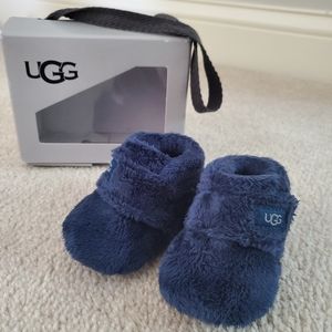 Ugg Newborn Navy slippers